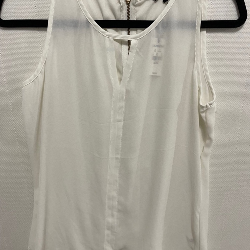 Womens sleeveless blouse